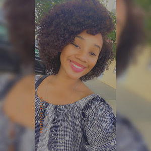 Meet your Posher, Kendra